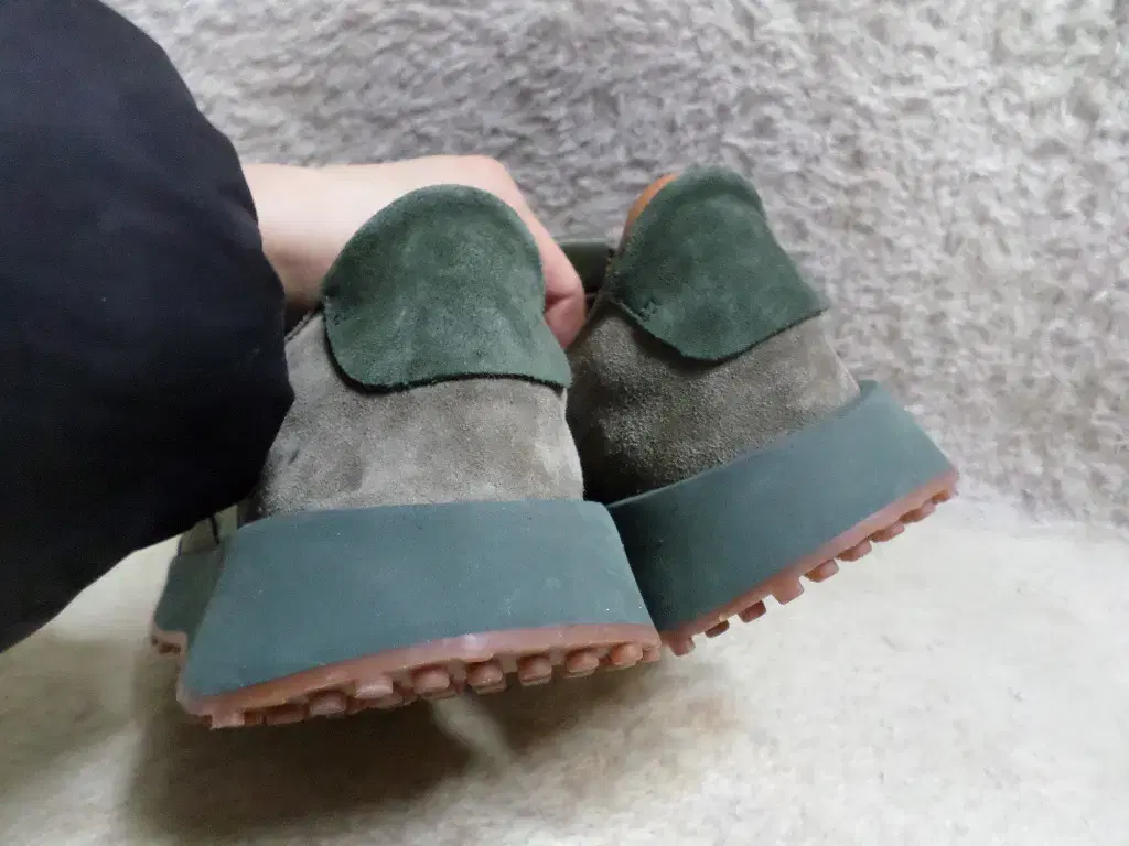 thumbnail-4